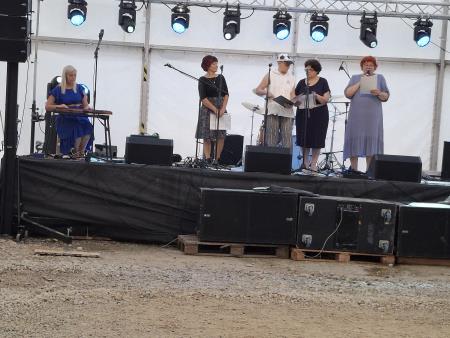 Predstavile so se tudi članice Kulturnega kluba Liberius ter citrarka Špela Štular